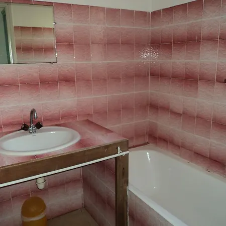 Santa Giulia Apartment